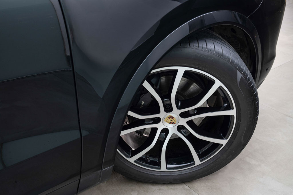 Porsche Cayenne Coupe MY24