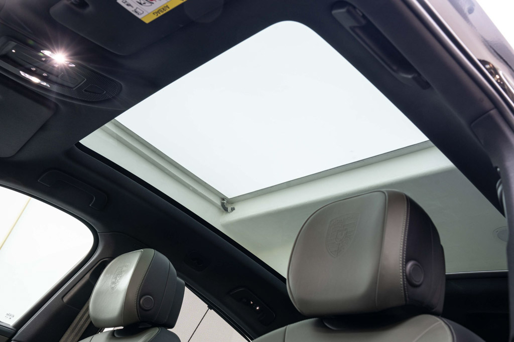 Porsche Cayenne Coupe MY24