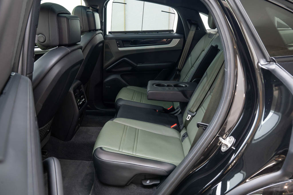 Porsche Cayenne Coupe MY24