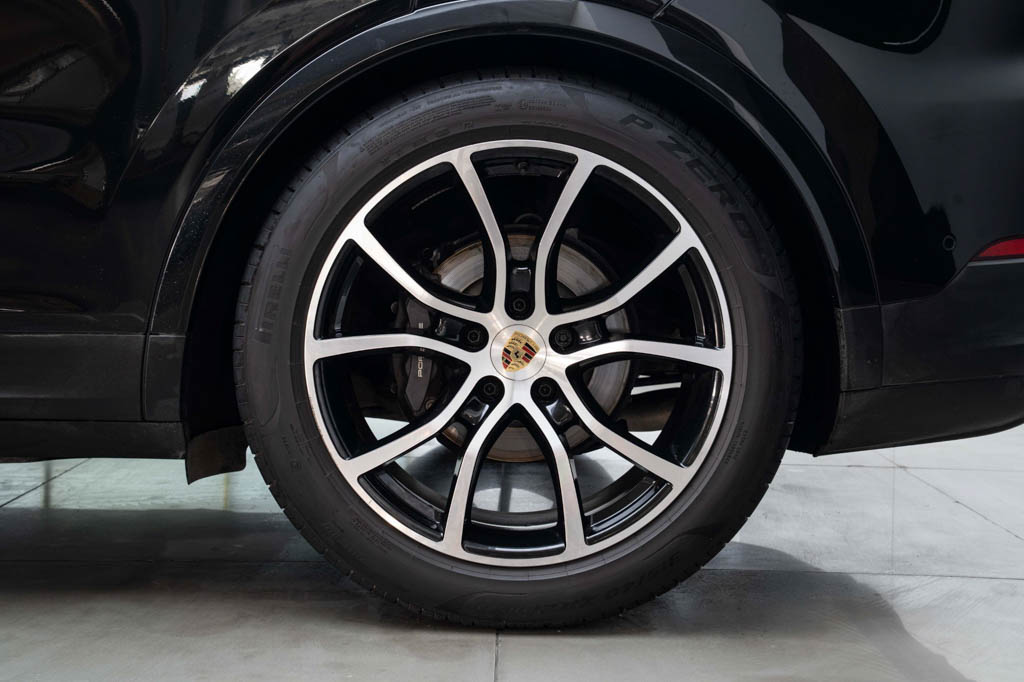 Porsche Cayenne Coupe MY24