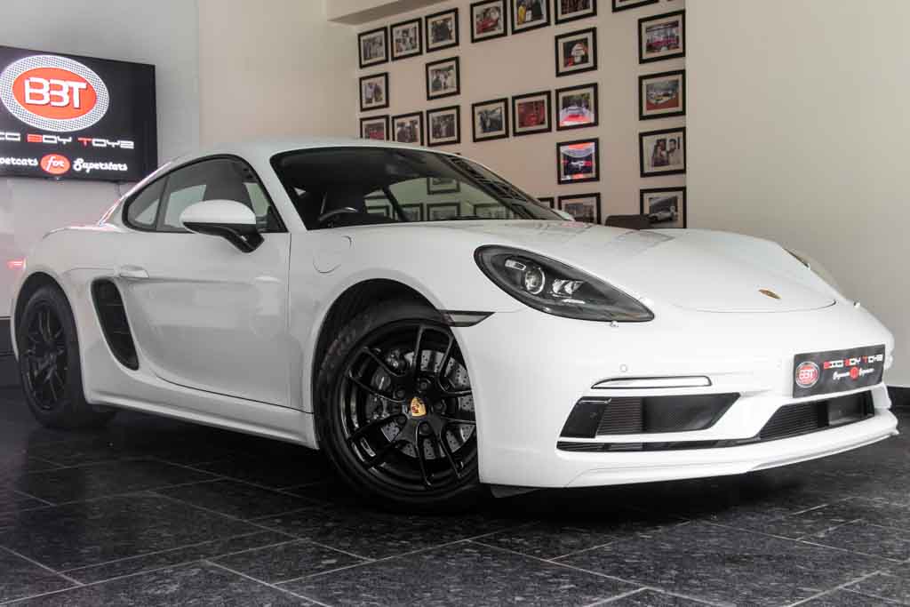 Porsche 718 Cayman 