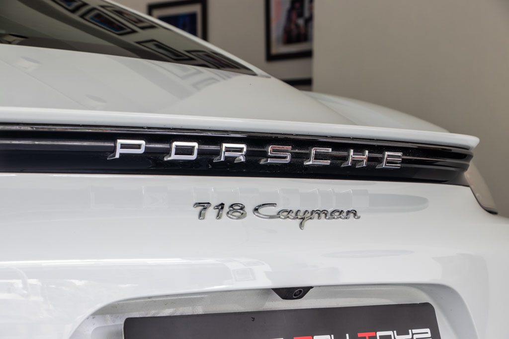 Porsche 718 Cayman 