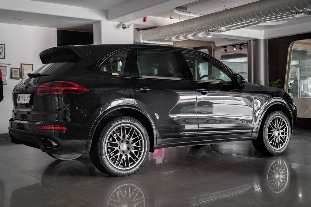 Porsche Cayenne Diesel Platinum Edition