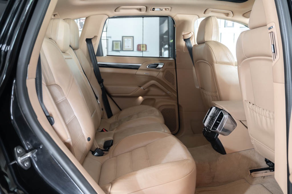 Porsche Cayenne Diesel Platinum Edition