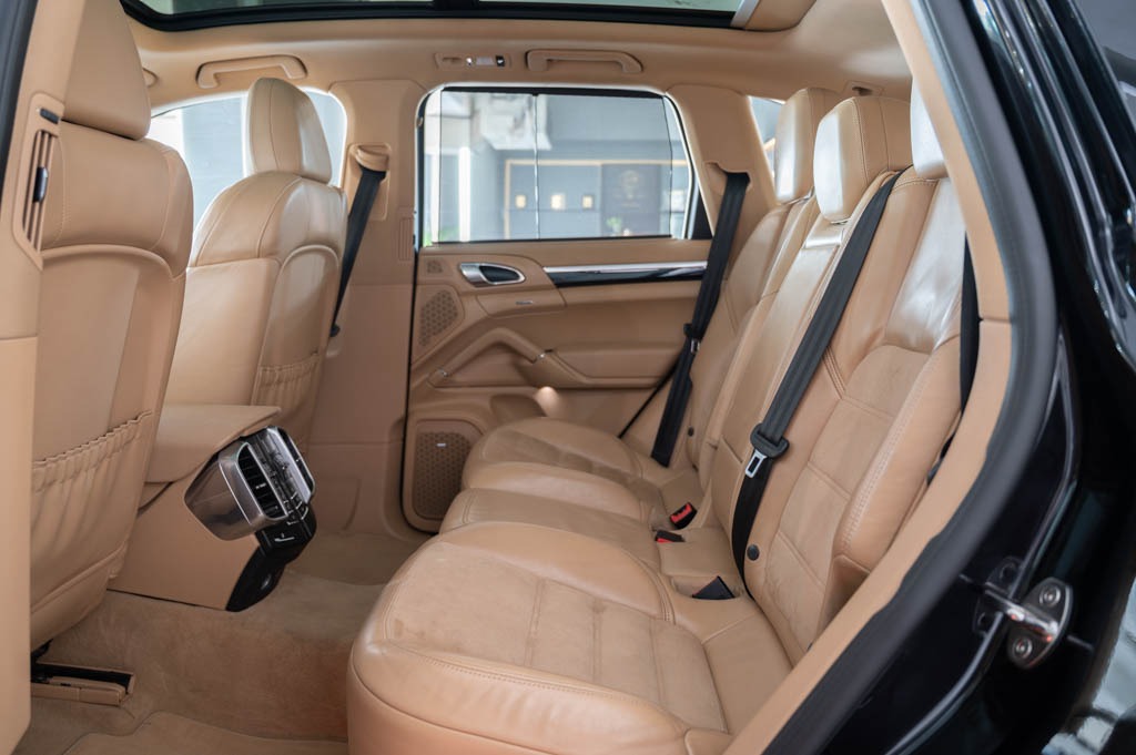 Porsche Cayenne Diesel Platinum Edition