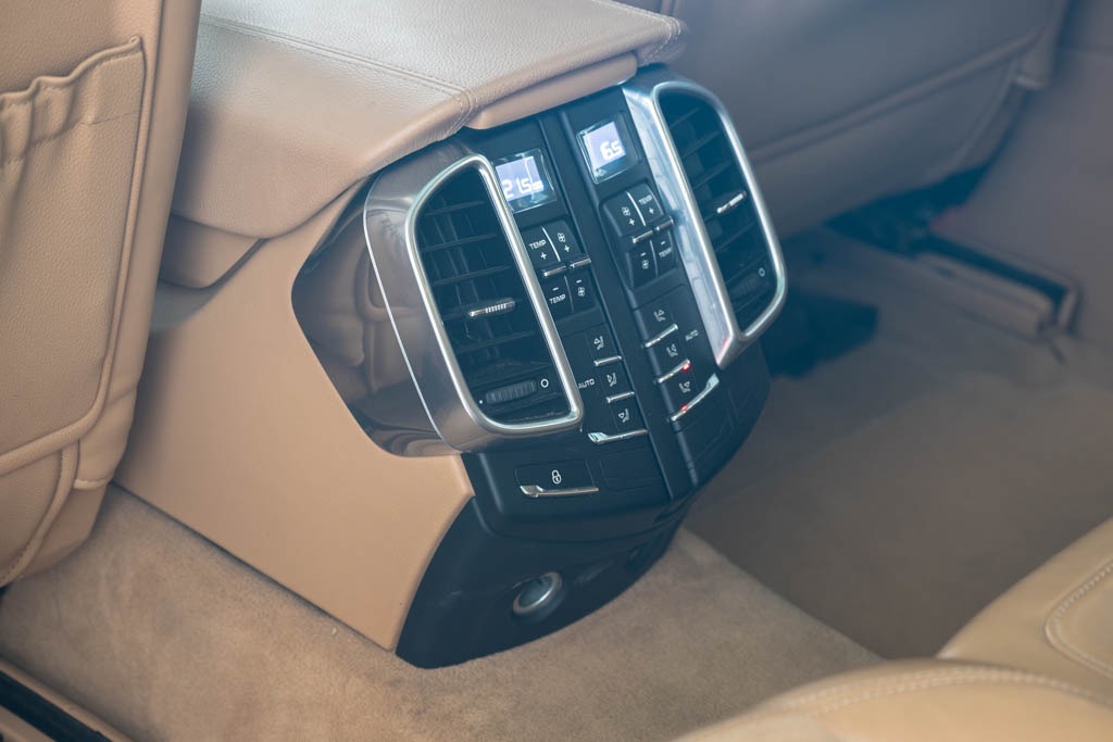 Porsche Cayenne Diesel Platinum Edition