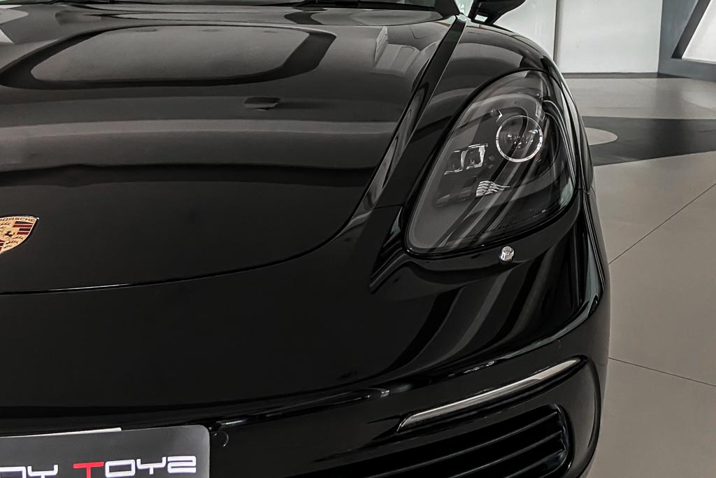 PORSCHE 718 BOXSTER