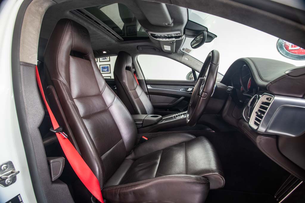 Porsche Panamera GTS 