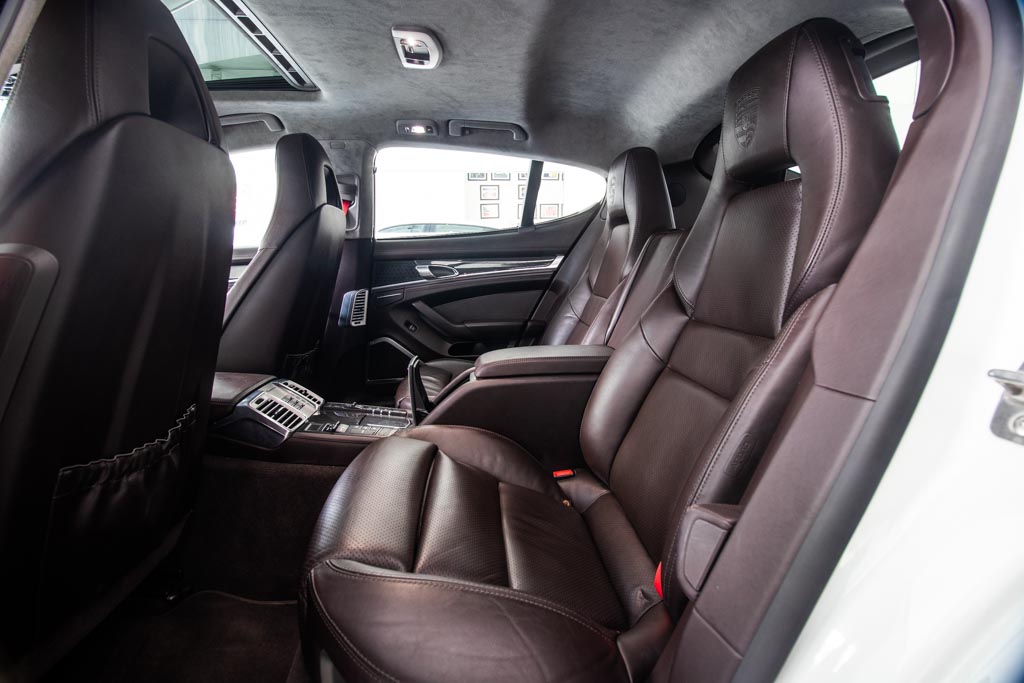 Porsche Panamera GTS 