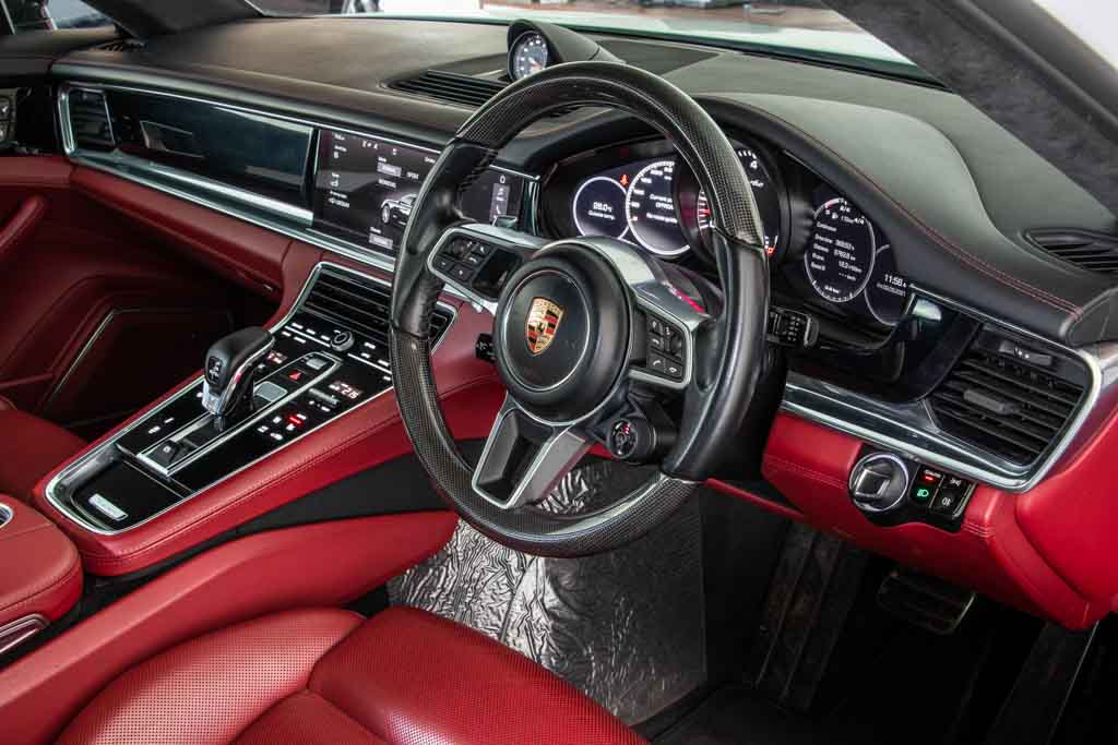 Porsche Panamera Turbo Executive