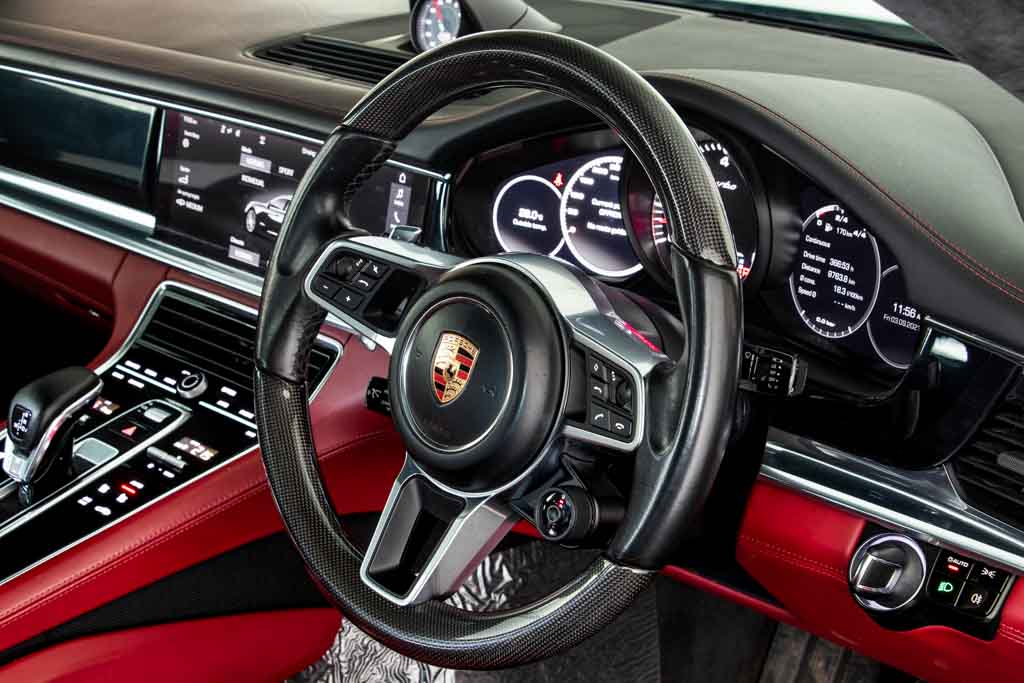 Porsche Panamera Turbo Executive