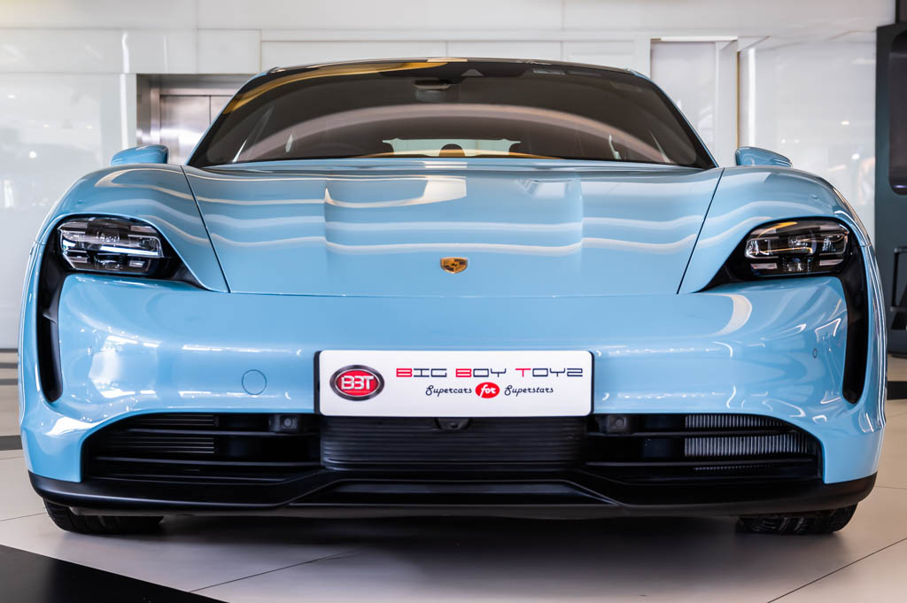 Porsche Taycan RWD