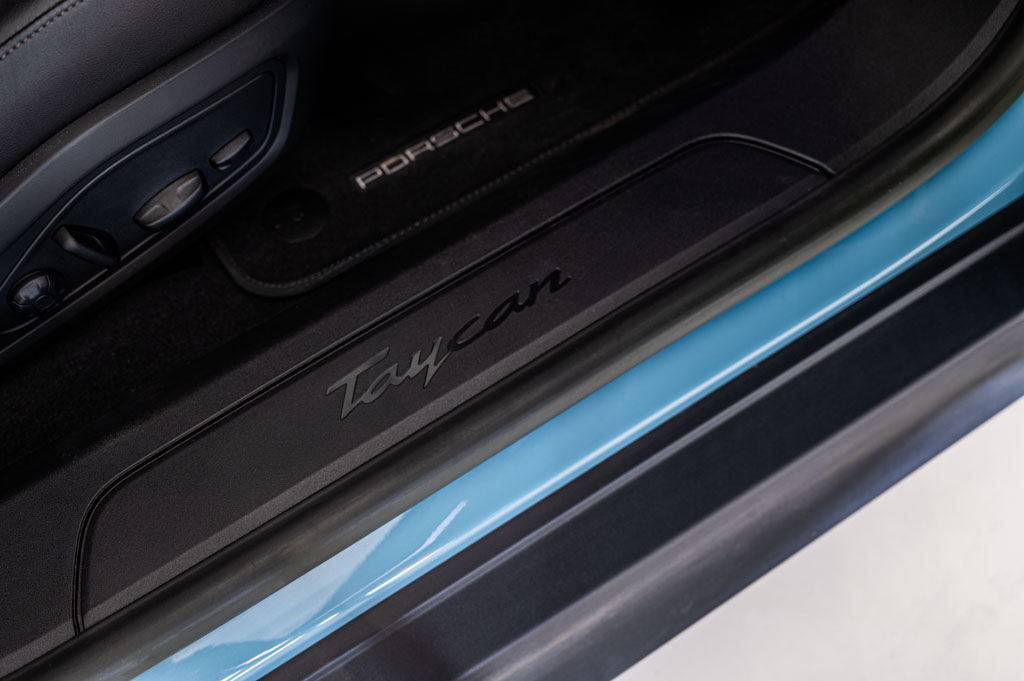 Porsche Taycan RWD
