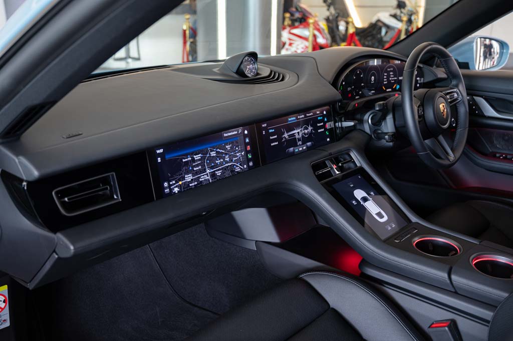 Porsche Taycan RWD