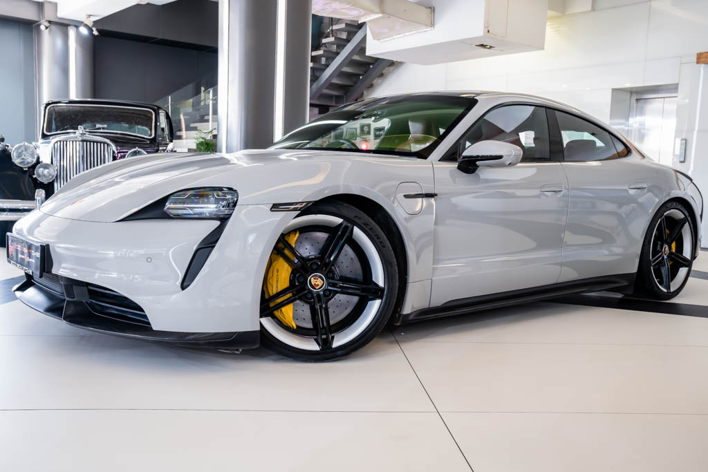 Porsche Taycan Turbo S