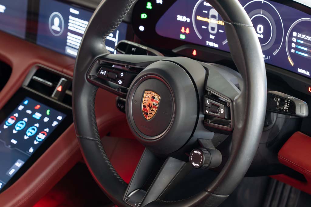 Porsche Taycan Turbo S