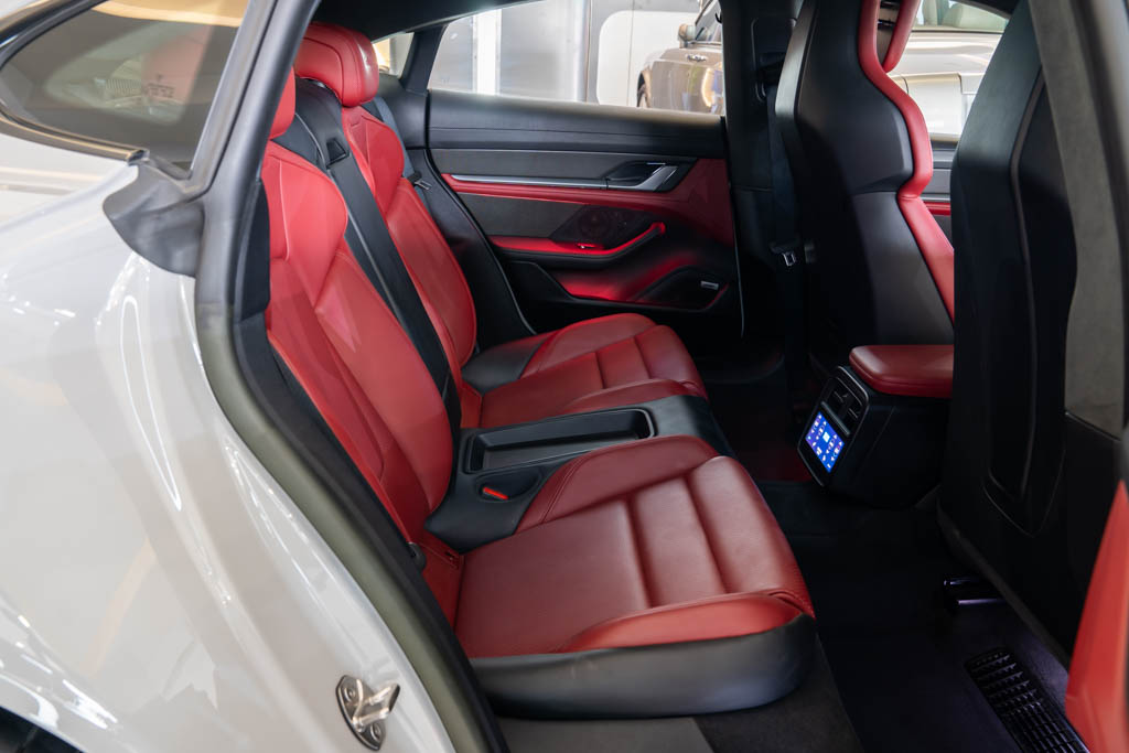 Porsche Taycan Turbo S