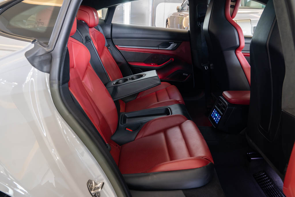 Porsche Taycan Turbo S