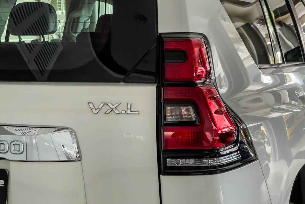 Toyota Land Cruiser Prado VXL