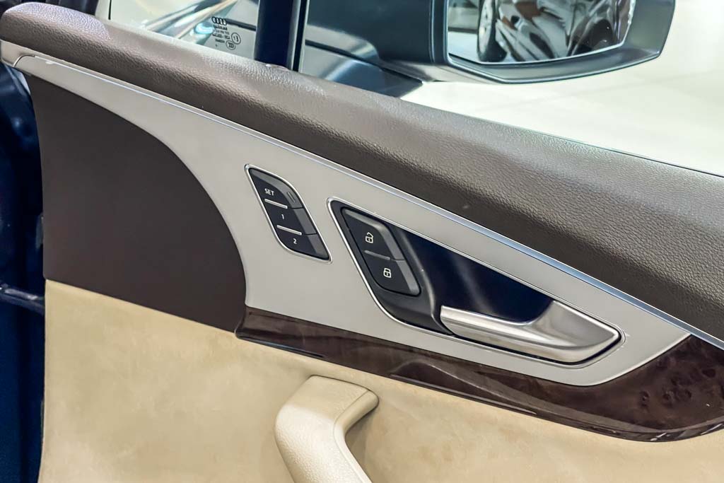 AUDI Q7 TECHNOLOGY PACK