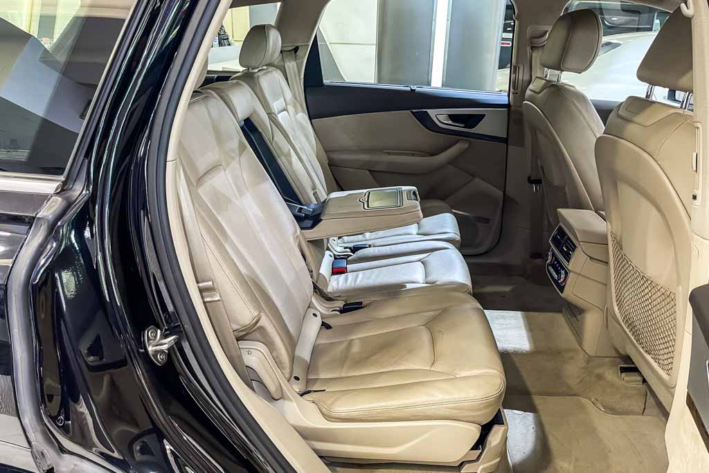 AUDI Q7 TECHNOLOGY PACK