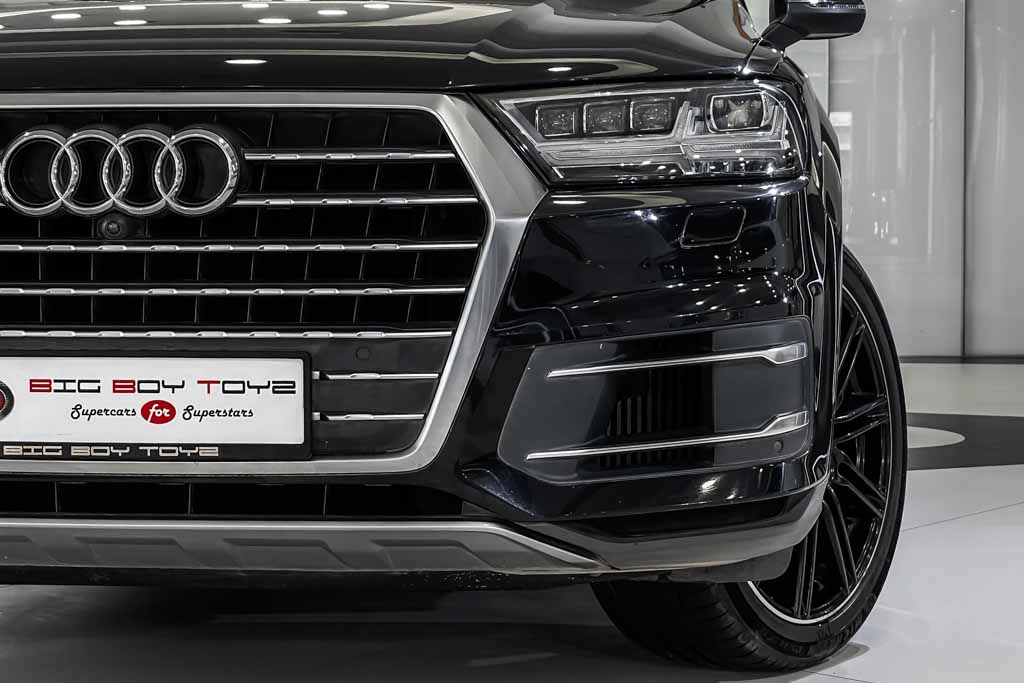 AUDI Q7 TECHNOLOGY PACK