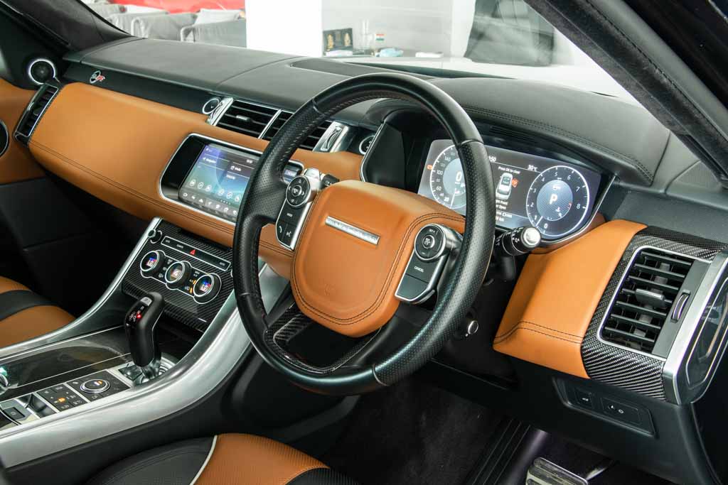 RANGE ROVER SPORT SVR