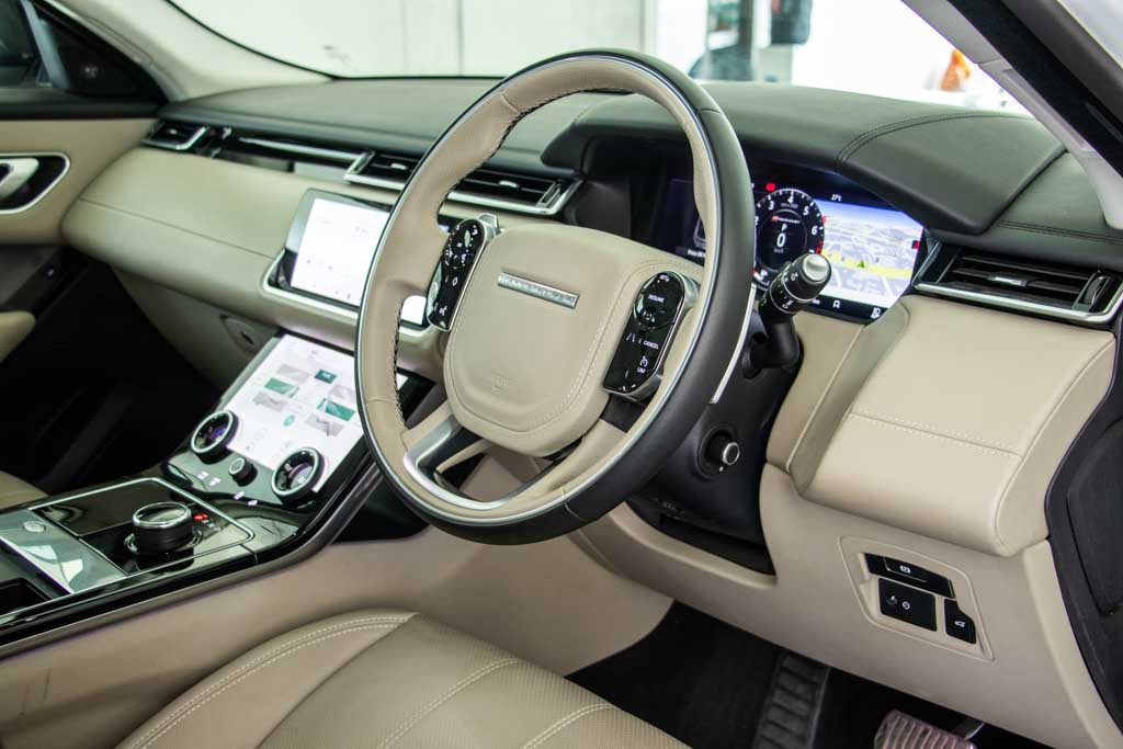 Range Rover Velar P250 R-Dynamic