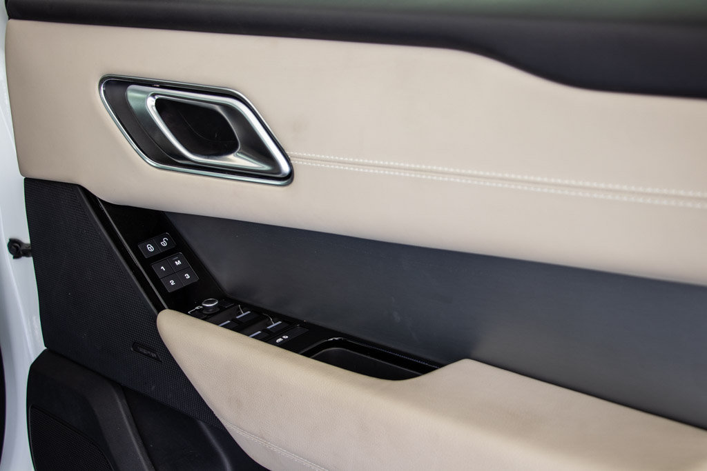 Range Rover Velar P250 R-Dynamic