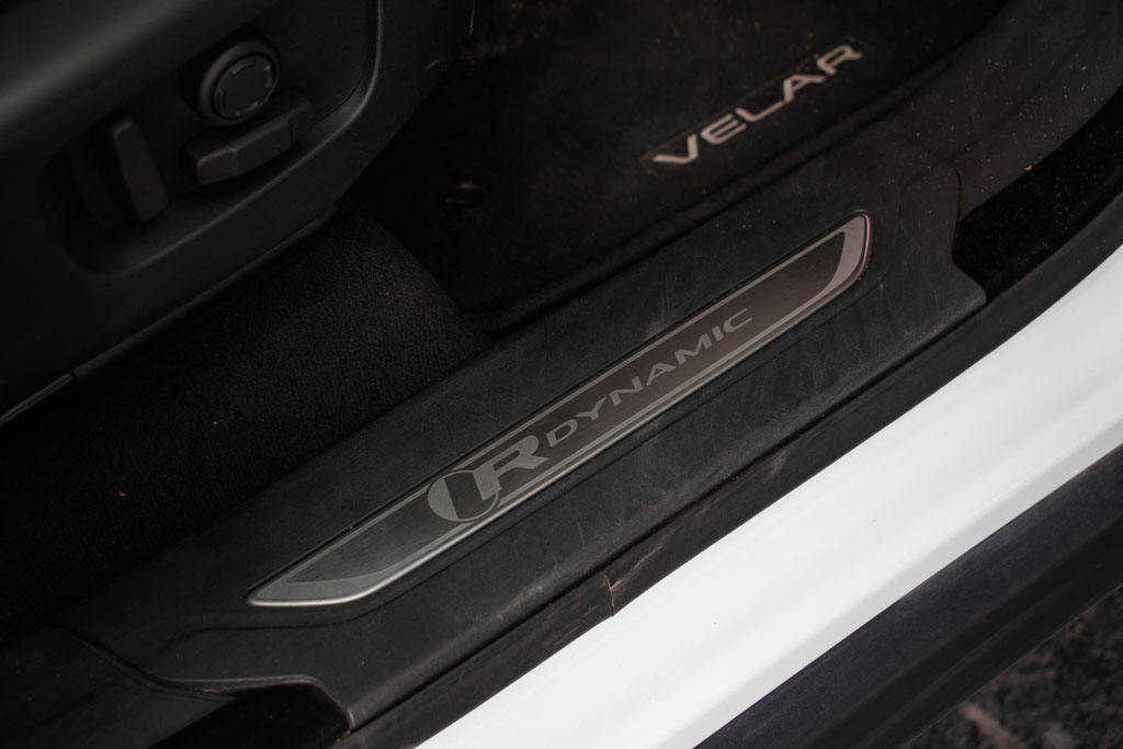 Range Rover Velar P250 R-Dynamic