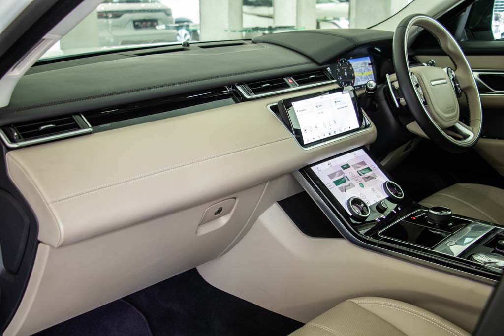 Range Rover Velar P250 R-Dynamic