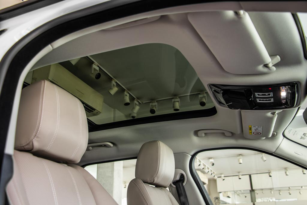 Range Rover Velar P250 R-Dynamic