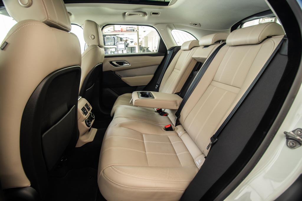 Range Rover Velar P250 R-Dynamic