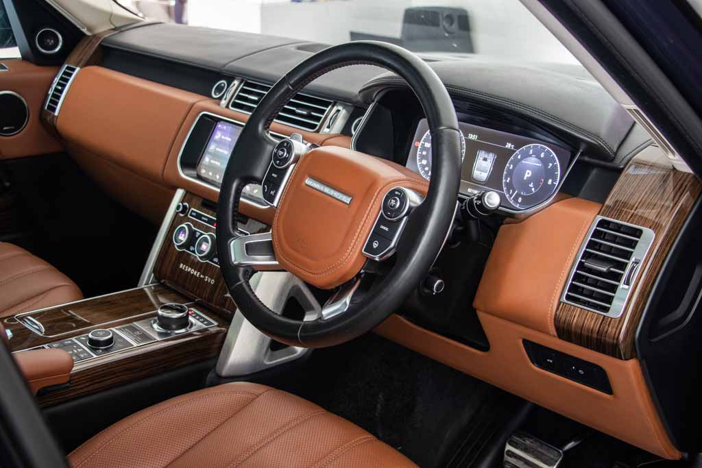 Range Rover Vogue SV Autobiograhy