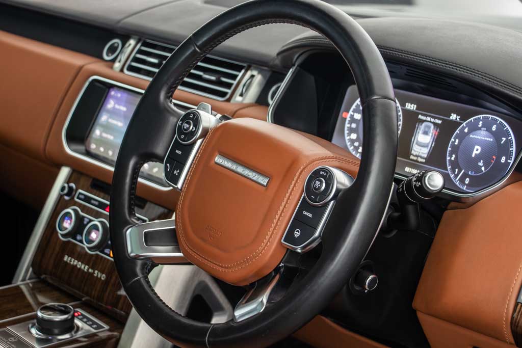 Range Rover Vogue SV Autobiograhy