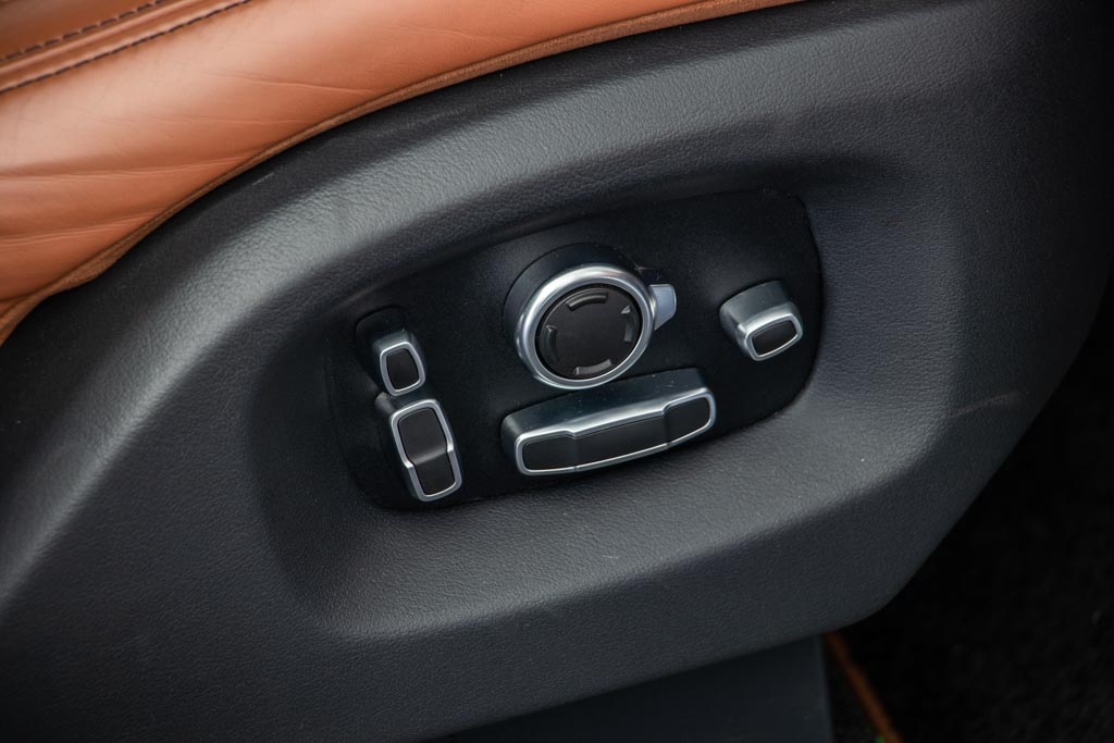 Range Rover Vogue SV Autobiograhy