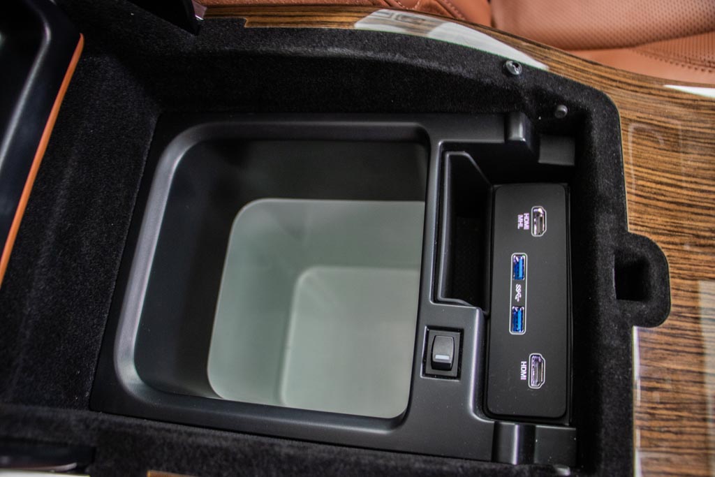 Range Rover Vogue SV Autobiograhy