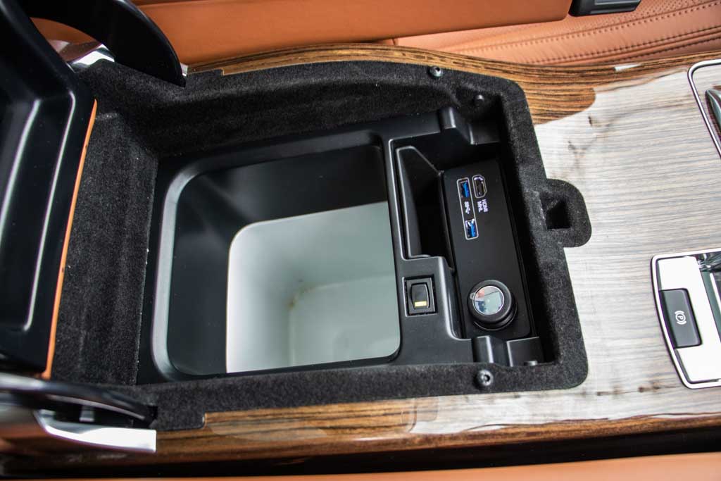 Range Rover Vogue SV Autobiograhy