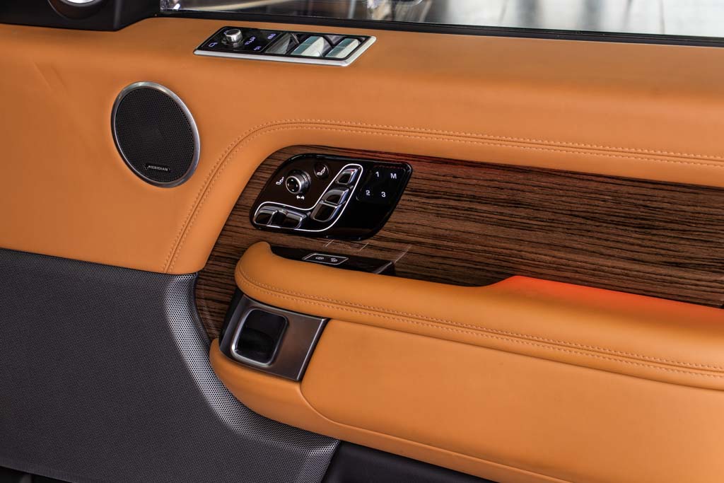 Range Rover Vogue Autobiography LWB