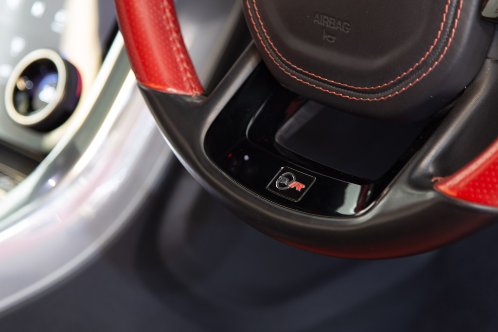 Land Rover Range Rover Sport SVR