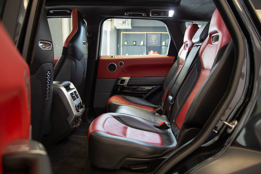 Land Rover Range Rover Sport SVR