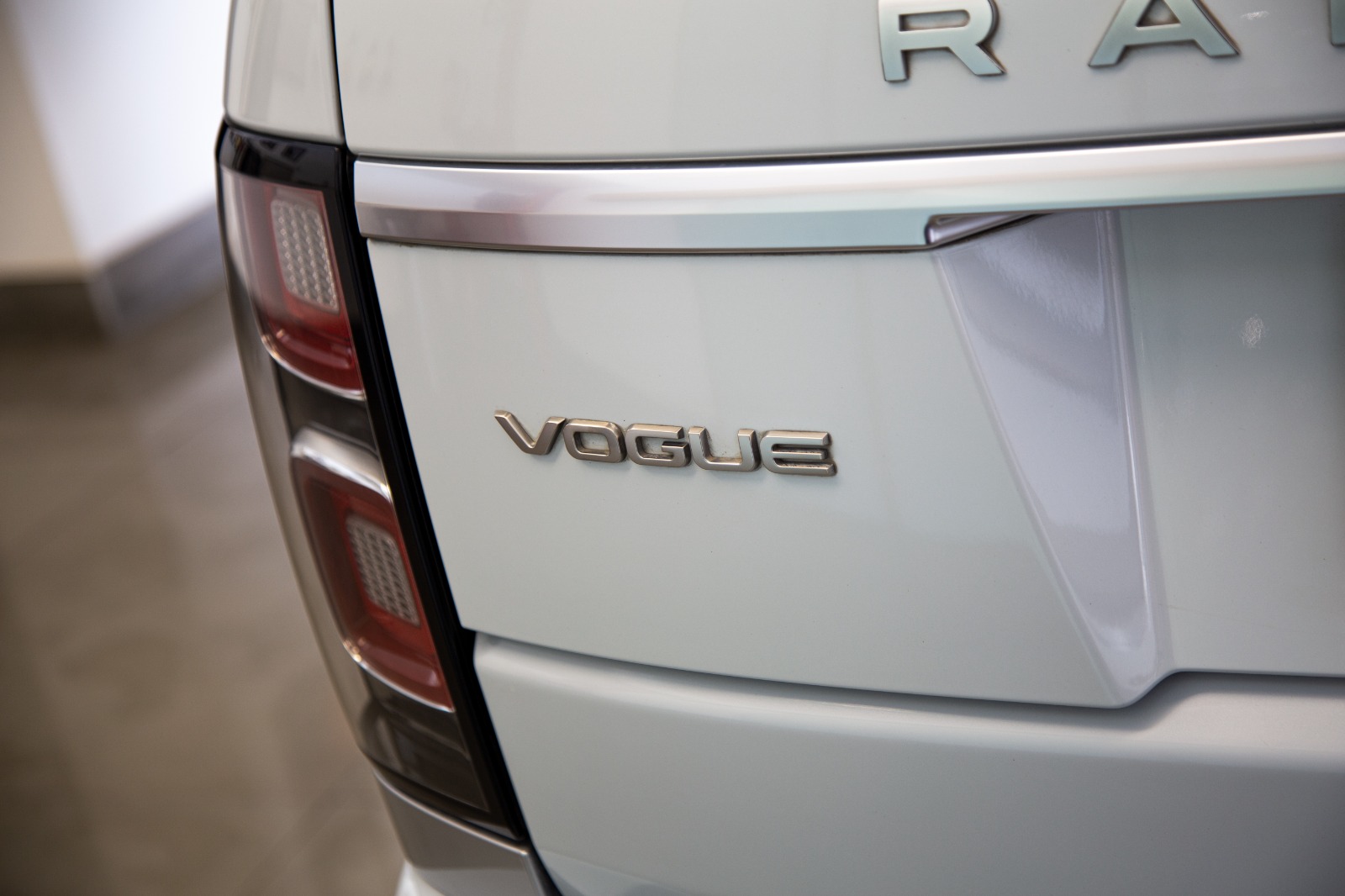 Land Rover Range Rover Vogue LWB