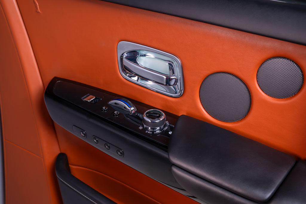 Rolls Royce Phantom VIII 1 of 1