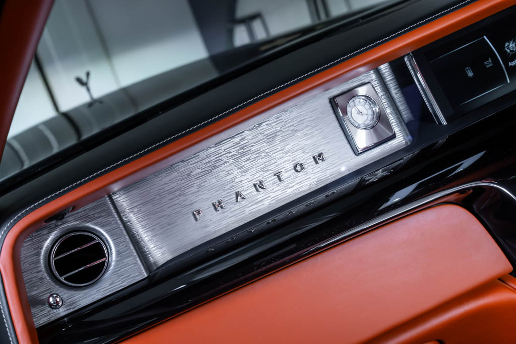 Rolls Royce Phantom VIII 1 of 1