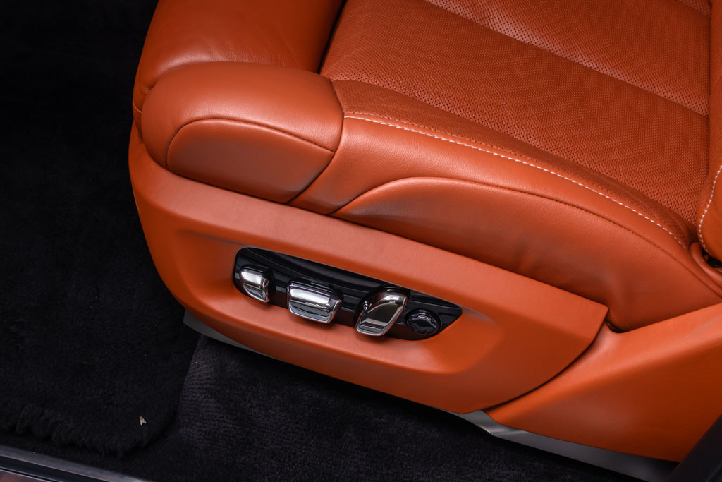 Rolls Royce Phantom VIII 1 of 1