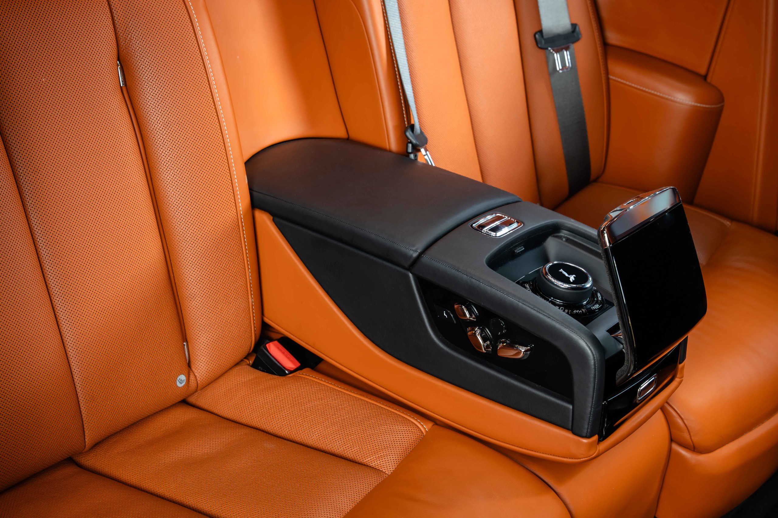 Rolls Royce Phantom VIII 1 of 1