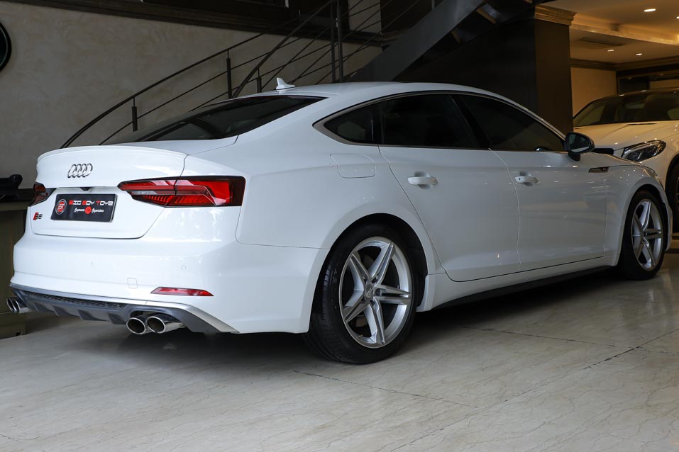 Audi S5 Sportback