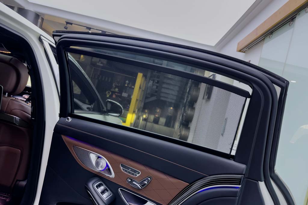 MERCEDES MAYBACH S560