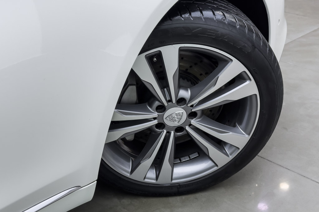 MERCEDES MAYBACH S560