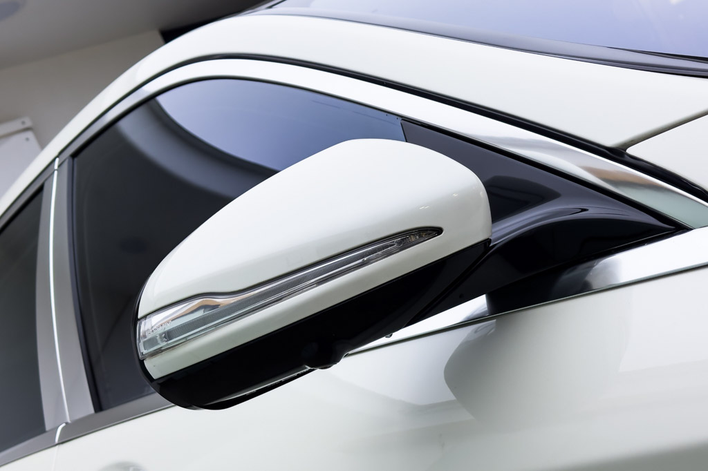 MERCEDES MAYBACH S560